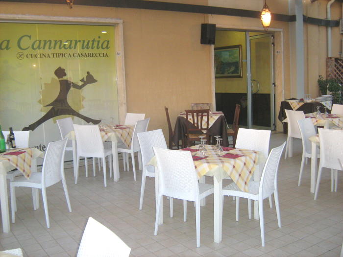A Cannarutia - Cucina tipica casareccia - Cosenza - Ristorante - Pizzeria - Griglieria - Aperti a pranzo e a cena - senza chiusura settimanale - pizza a pranzo - pizza da asporto - pizze e menu senza glutine - banchetti e piccoli ricevimenti